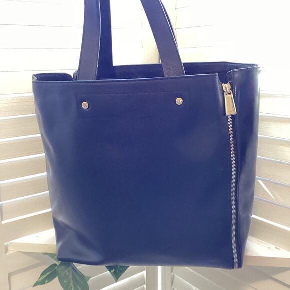 FURLA BLACK SIDE ZIP LEATHER TOTE - Picture 8 of 12